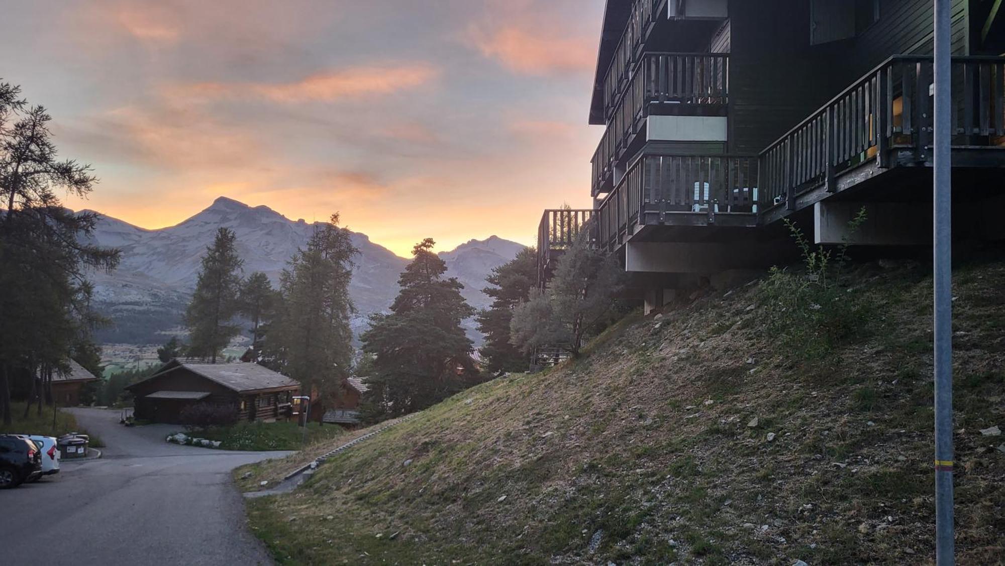 Appartement 4 A 6 Personnes - Chalets D'Aurouze - La Joue Du Loup Saint-Étienne-en-Dévoluy Kültér fotó