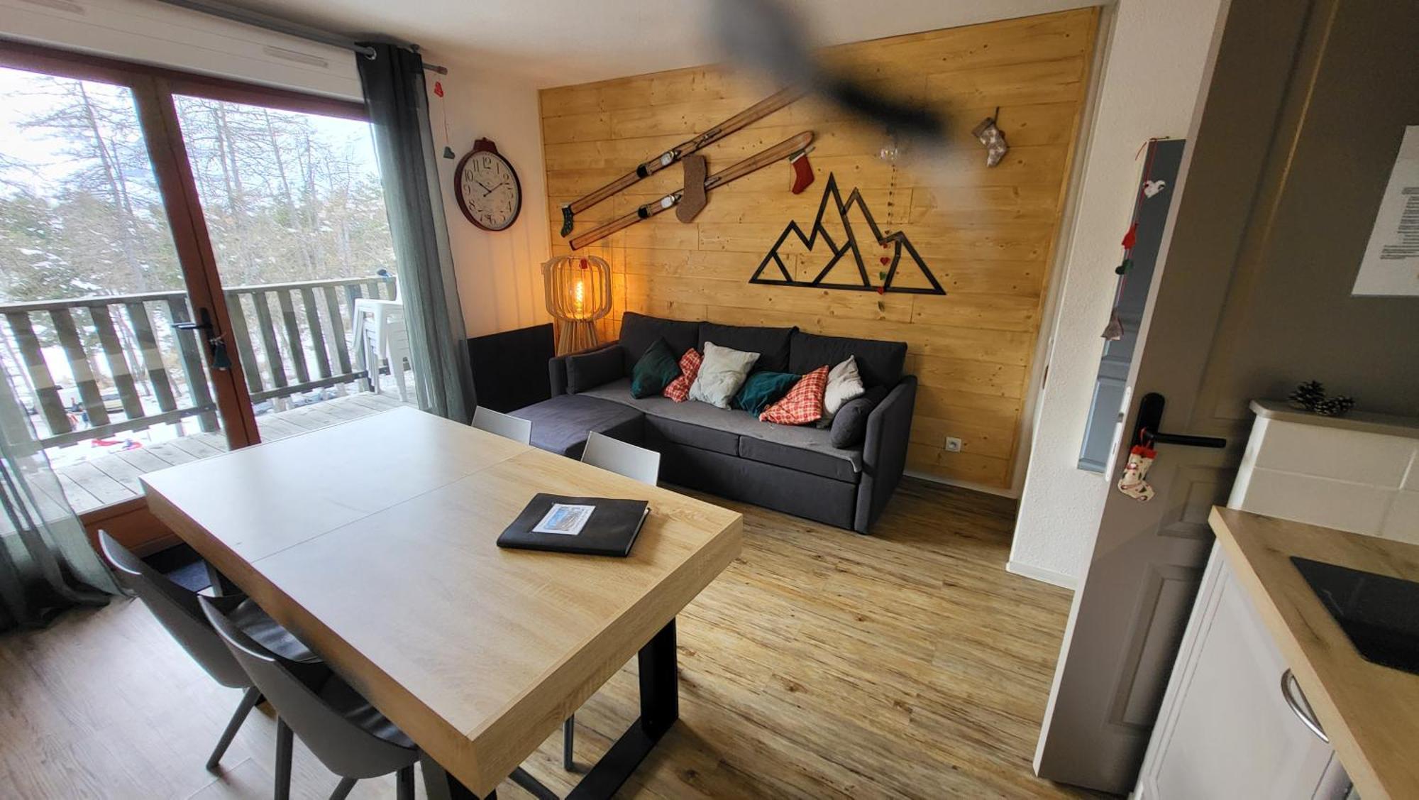 Appartement 4 A 6 Personnes - Chalets D'Aurouze - La Joue Du Loup Saint-Étienne-en-Dévoluy Kültér fotó